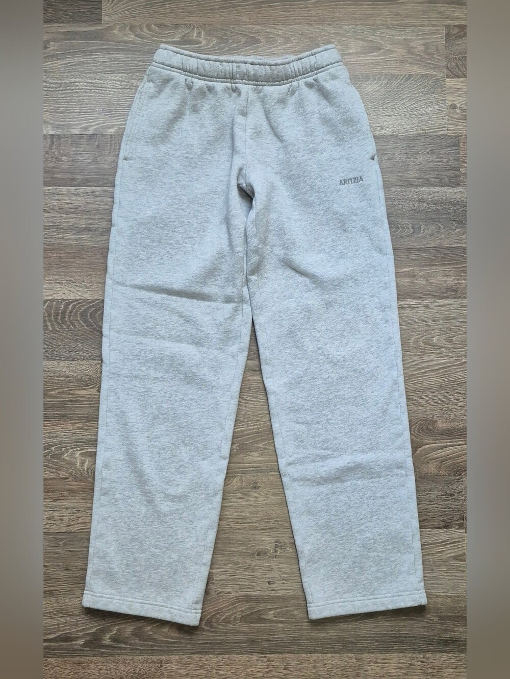 Aritzia Light Gray Relaxed Sweatpants